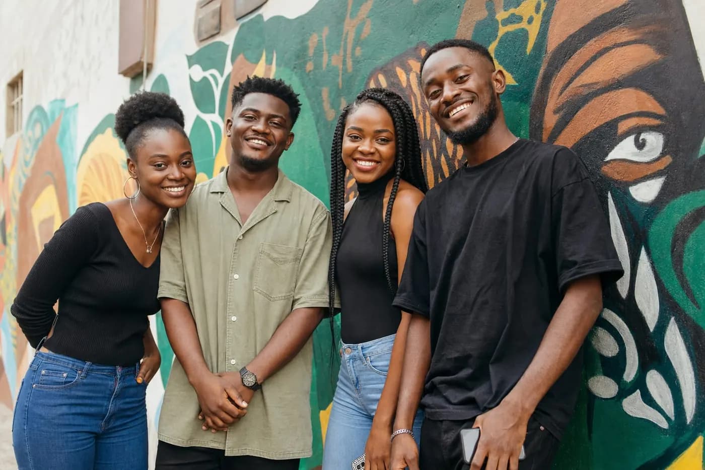 Young Ghanaians saving together with Kim's Susu